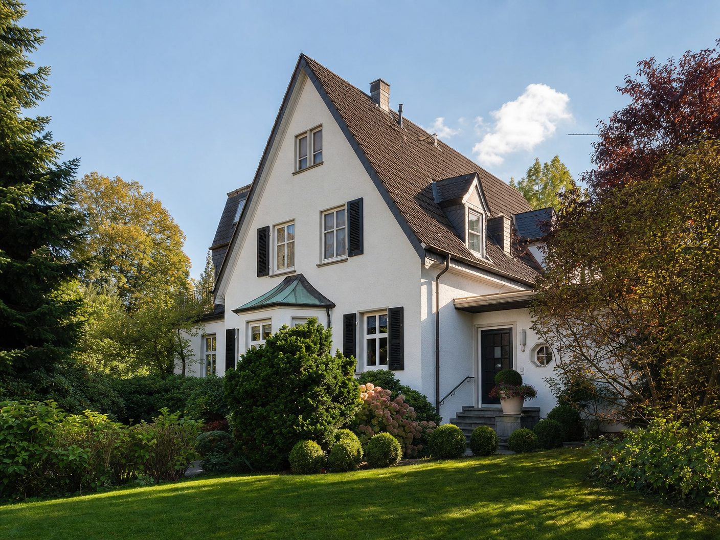 Gepflegtes Wohnhaus – RIG Rünz Immobilien GmbH
